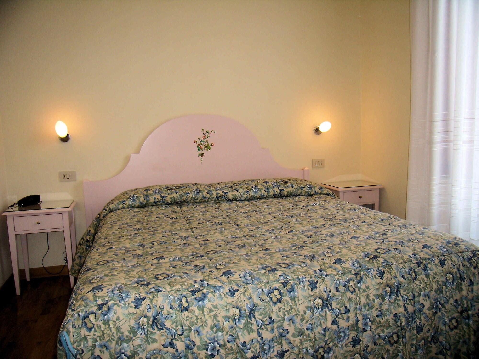 Hotel Savoia E Campana Монтекатіні-Терме Екстер'єр фото