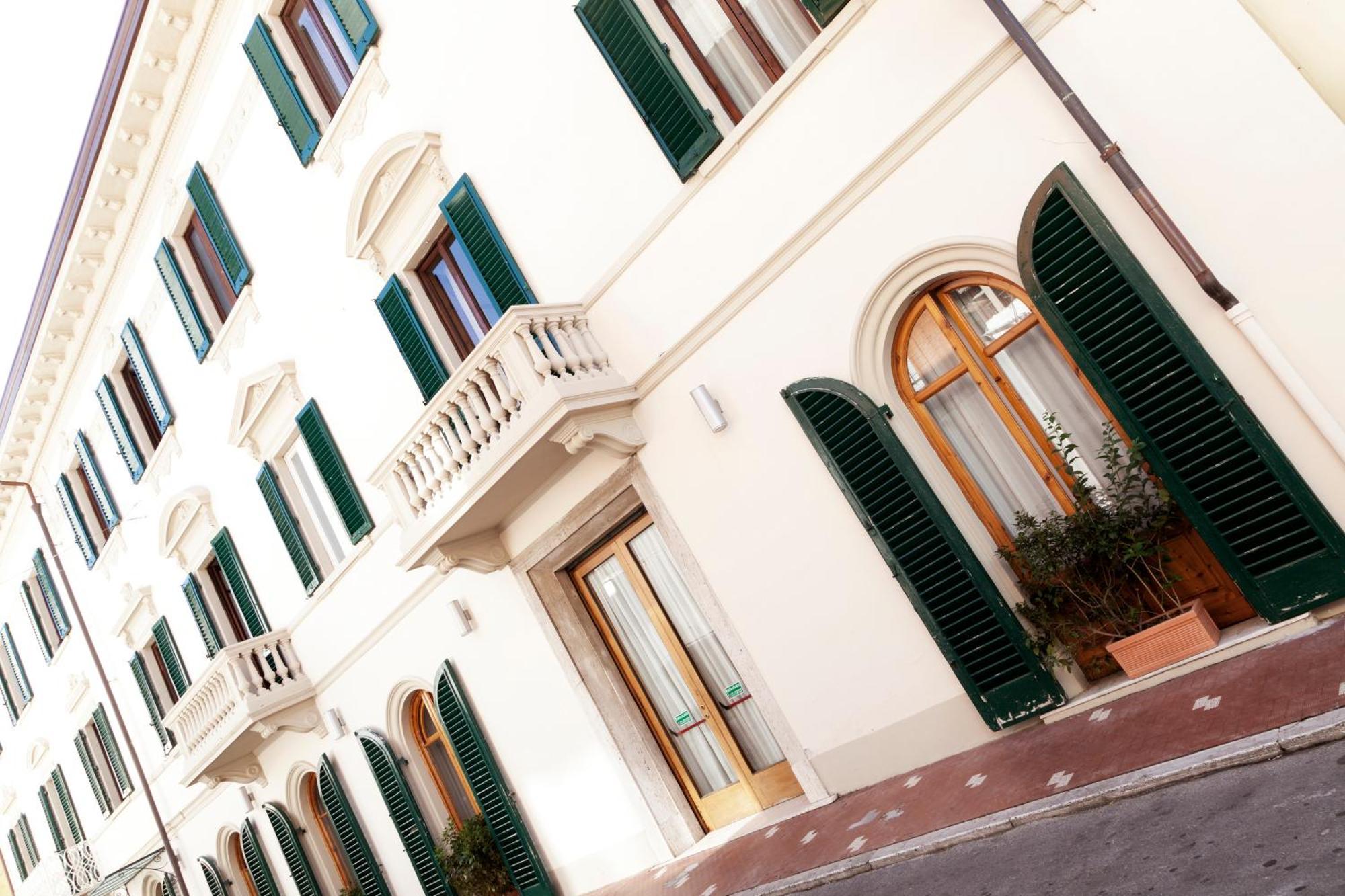 Hotel Savoia E Campana Монтекатіні-Терме Екстер'єр фото